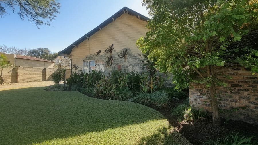 3 Bedroom Property for Sale in Oranjeville Free State